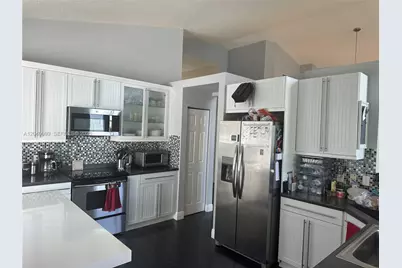 16407 SW 1st Ct, Pembroke Pines, FL 33027 - Photo 11