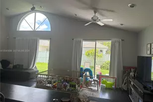 16407 SW 1st Ct, Pembroke Pines, FL 33027 - Photo 3