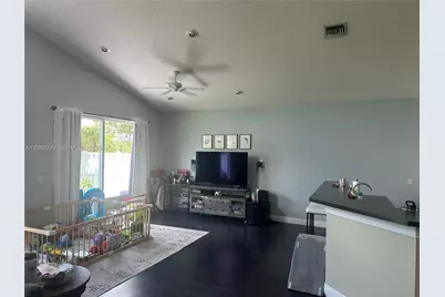 16407 SW 1st Ct, Pembroke Pines, FL 33027 - Photo 9