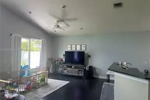 16407 SW 1st Ct, Pembroke Pines, FL 33027 - Photo 9