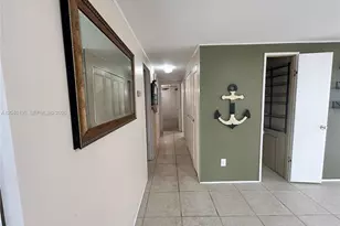 2341 SW 84th Ave, Davie, FL 33324 - Photo 13