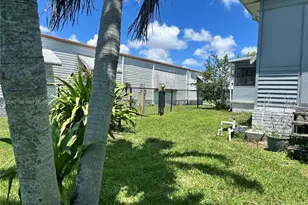 2341 SW 84th Ave, Davie, FL 33324 - Photo 51