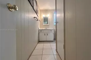 2341 SW 84th Ave, Davie, FL 33324 - Photo 17