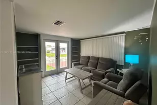 2341 SW 84th Ave, Davie, FL 33324 - Photo 9