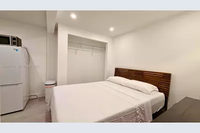 2255 SW 33rd Ave #1, Fort Lauderdale, FL 33312 - Photo 19