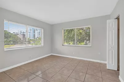 151 SE 6th Ave #16, Pompano Beach, FL 33060 - Photo 9