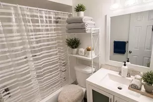 2566 N Nob Hill Rd, Sunrise, FL 33322 - Photo 13