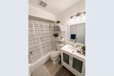 2566 N Nob Hill Rd, Sunrise, FL 33322 - Photo 13