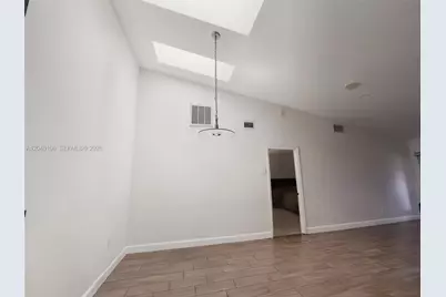 2566 N Nob Hill Rd, Sunrise, FL 33322 - Photo 7