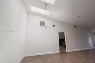 2566 N Nob Hill Rd, Sunrise, FL 33322 - Photo 7