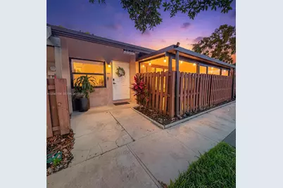 2566 N Nob Hill Rd, Sunrise, FL 33322 - Photo 13