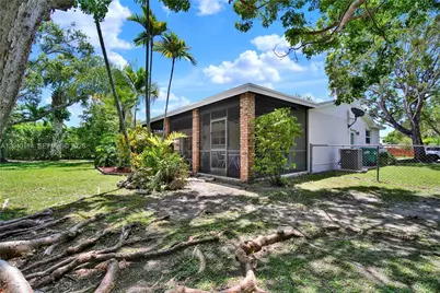 10435 SW 96th St, Miami, FL 33176 - Photo 35