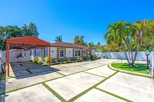 302 NW 100th St, Miami, FL 33150 - Photo 3