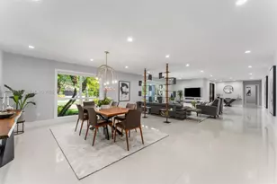 11721 Jacaranda Pl, Coral Gables, FL 33156 - Photo 5
