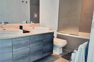 1080 Brickell Ave, Miami, FL 33131 - Photo 21
