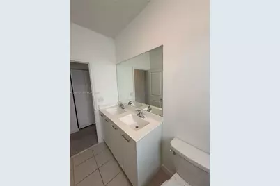 2427 NW 131st Cir, Miami, FL 33167 - Photo 19