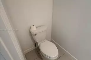 2427 NW 131st Cir, Miami, FL 33167 - Photo 15