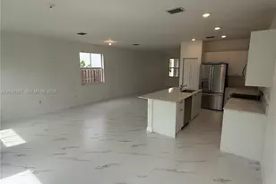 2427 NW 131st Cir, Miami, FL 33167 - Photo 5
