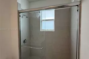 2427 NW 131st Cir, Miami, FL 33167 - Photo 25