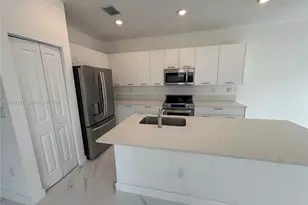 2427 NW 131st Cir, Miami, FL 33167 - Photo 9