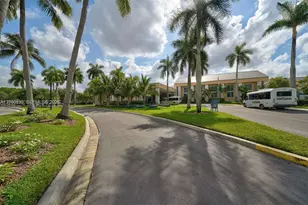 9999 N Belfort Cir, Tamarac, FL 33321 - Photo 29