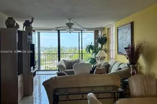 2500 NE 135th St, North Miami, FL 33181 - Photo 7