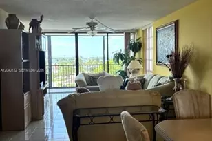 2500 NE 135th St, North Miami, FL 33181 - Photo 5