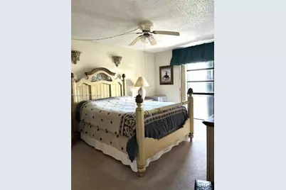 2500 NE 135th St #C611, North Miami, FL 33181 - Photo 23