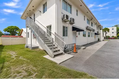 6647 SW 59th Pl #207, South Miami, FL 33143 - Photo 9