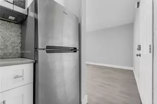6647 SW 59th Pl, South Miami, FL 33143 - Photo 5