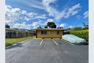 1723 SW 21st St, Fort Lauderdale, FL 33315 - Photo 1