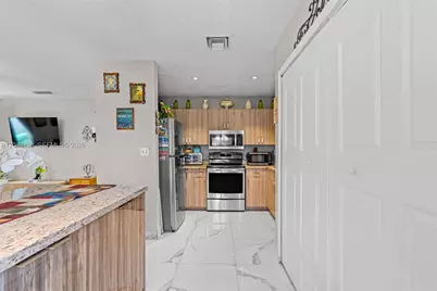 12243 SW 201st Ter, Miami, FL 33177 - Photo 17