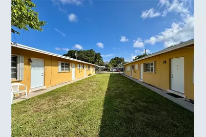 1727 SW 21st St, Fort Lauderdale, FL 33315 - Photo 25