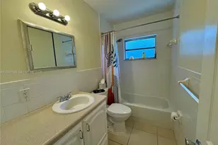 1727 SW 21st St, Fort Lauderdale, FL 33315 - Photo 15