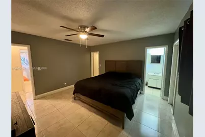 1727 SW 21st St, Fort Lauderdale, FL 33315 - Photo 9