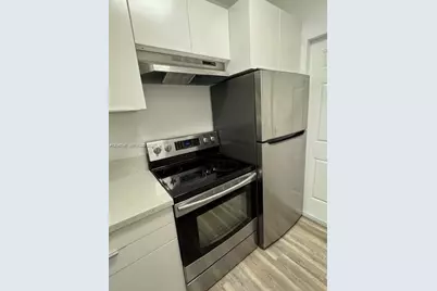 7925 West Dr #9, North Bay Village, FL 33141 - Photo 11
