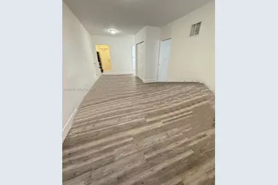 7925 West Dr #9, North Bay Village, FL 33141 - Photo 9