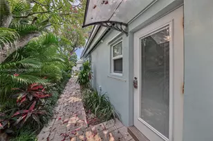 4325 Bougainvilla Dr, Lauderdale by the Sea, FL 33308 - Photo 25