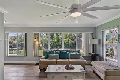 4325 Bougainvilla Dr, Lauderdale by the Sea, FL 33308 - Photo 9