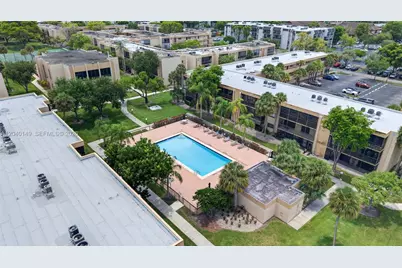 8415 SW 107th Ave #240W, Miami, FL 33173 - Photo 25