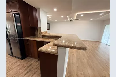 9717 N New River Canal Rd. #406, Plantation, FL 33324 - Photo 11