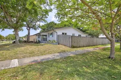 2220 N 40th Ave, Hollywood, FL 33021 - Photo 35