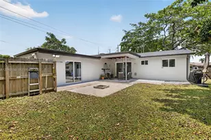 2220 N 40th Ave, Hollywood, FL 33021 - Photo 33