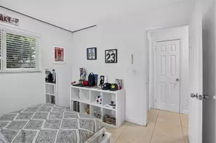 2220 N 40th Ave, Hollywood, FL 33021 - Photo 23