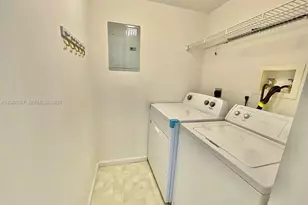 17150 N Bay Rd, Sunny Isles Beach, FL 33160 - Photo 23