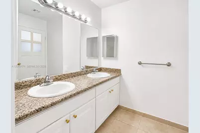 31 SE 3, Hallandale Beach, FL 33009 - Photo 9