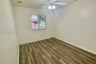 31 SE 3, Hallandale Beach, FL 33009 - Photo 13