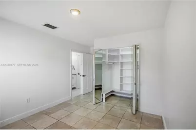 5113 SW 138th Ave Cir, Miami, FL 33175 - Photo 9