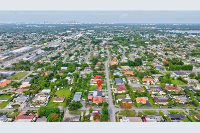 9535 SW 42nd St, Miami, FL 33165 - Photo 45