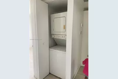 20825 NE 8th Ct #202-19, Miami, FL 33179 - Photo 9